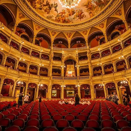 Opera Boutique * Budapest